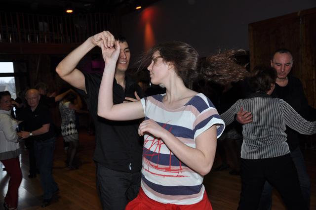 min 2013 03 31 station danse 065